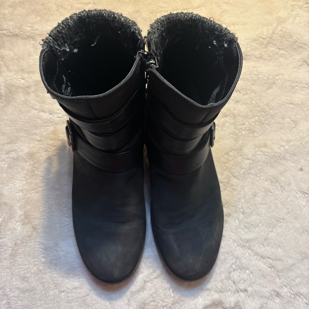XOXO Moto Boots Size 8.5 Black Triple Buckle Belissa Faux Leather Wool lined - Picture 7 of 12